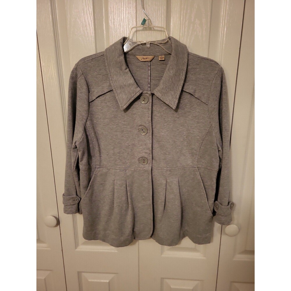 Motto Women's Gray Button Front Peplum Jacket